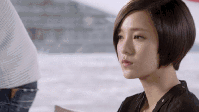 女星互撕娱乐圈吃瓜,女星互撕大战，吃瓜群众围观